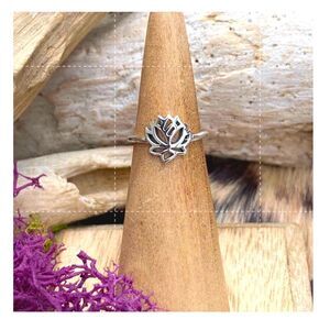 Lotus Flower Sterling Silver Toe Ring Midi Ring
